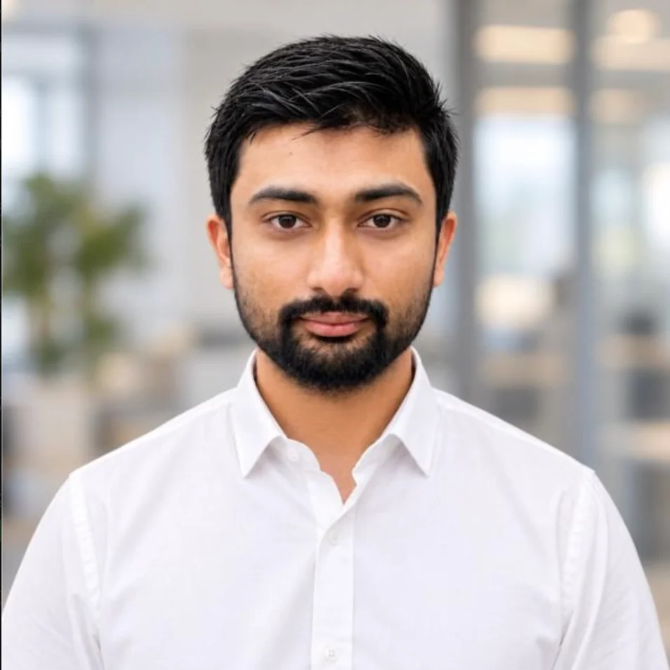 Mansoor Khalid – Agent immobilier